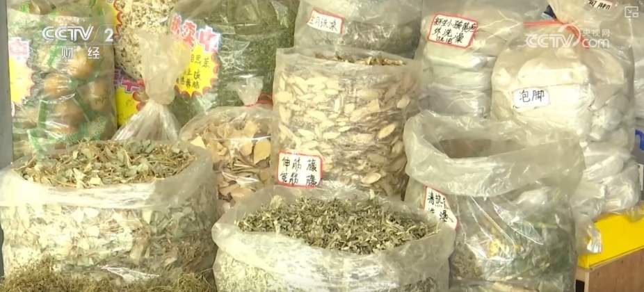 国潮风劲吹赋能“端午经济” 传统民俗激活消费新引擎