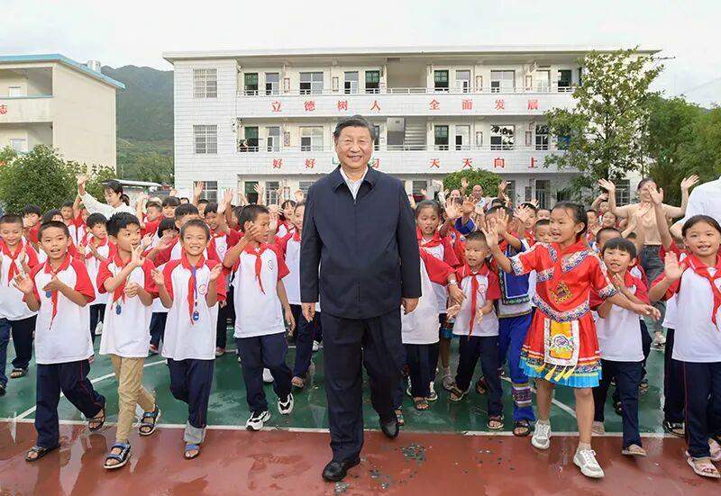 时政微观察丨争做新时代好少年 跑好历史接力赛