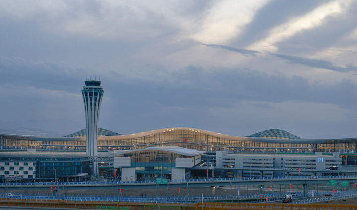 亚欧通衢向未来——沿着高速看新疆立体交通新图景