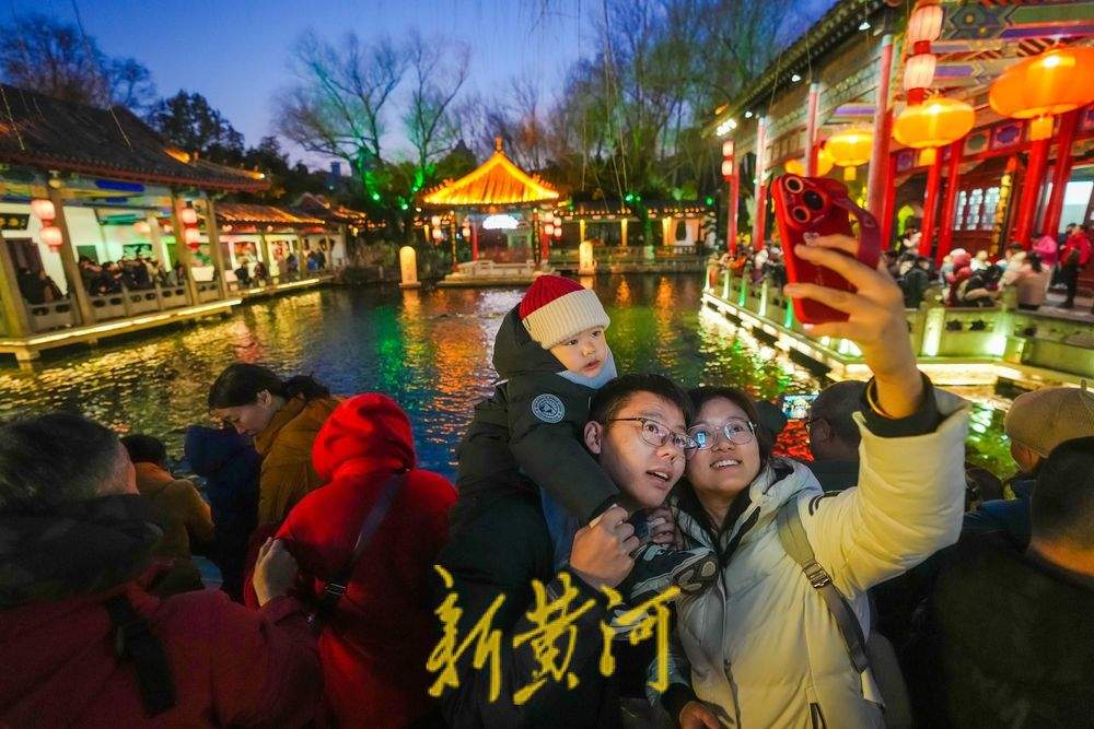 “泉”在济南过大年 