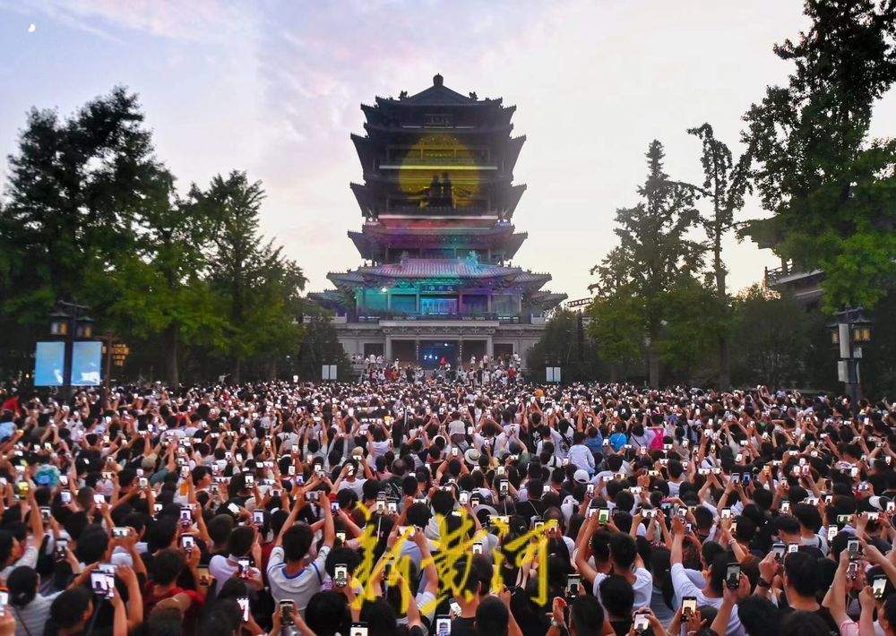 超然楼“3D Mapping Show”收官，不少游客与济南相约“一定会再来”