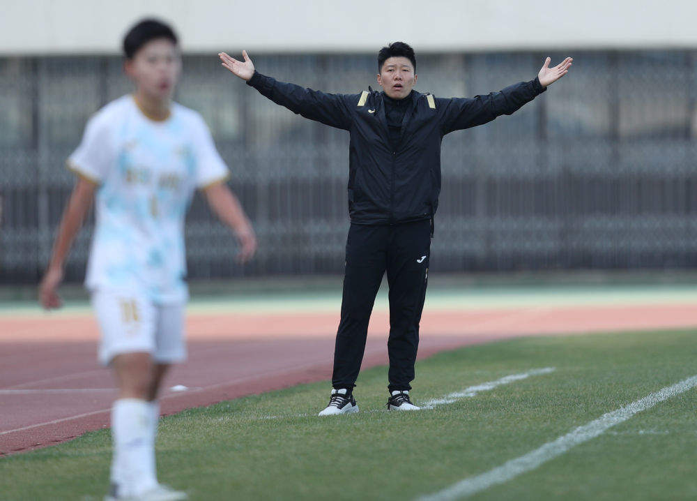 马晓旭出任中国U17女足主教练
