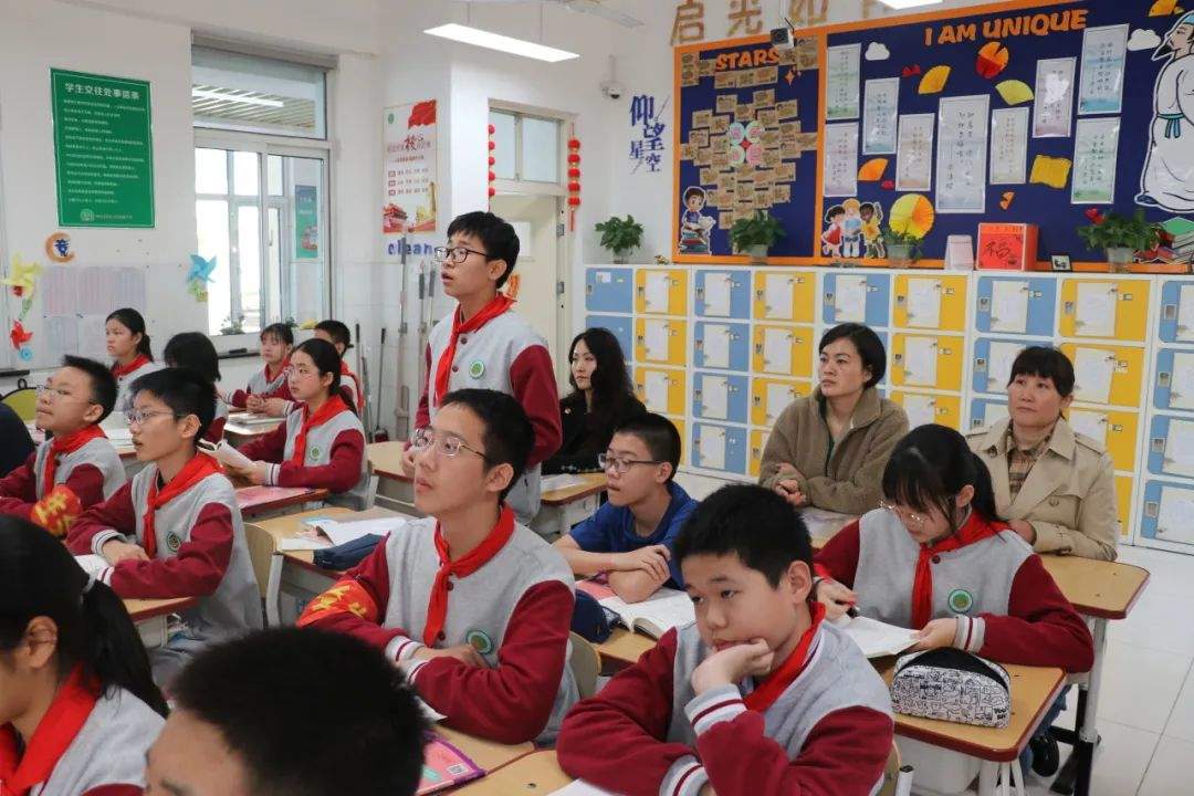 逸家相约 同心共育—东城逸家中学校园开放月首日掠影