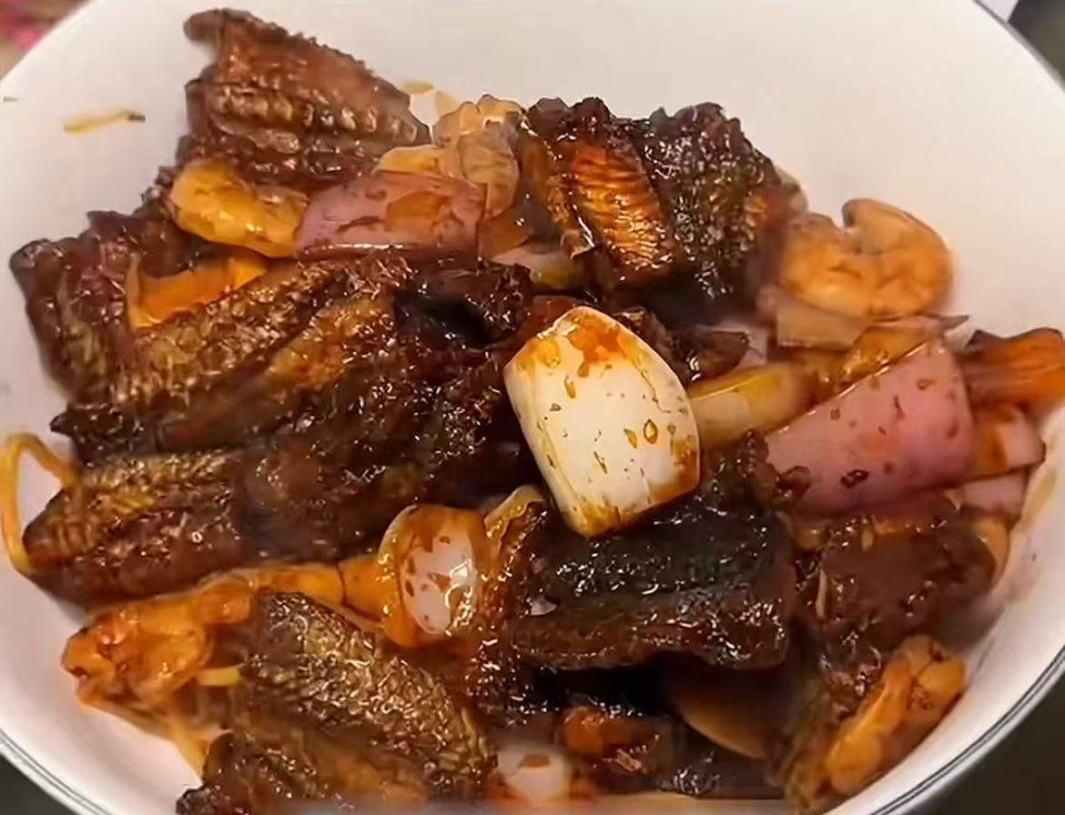 博主探店一碗面558元还要收筷子费？杭州面馆店长：明码标价，配合拍4小时反遭网暴