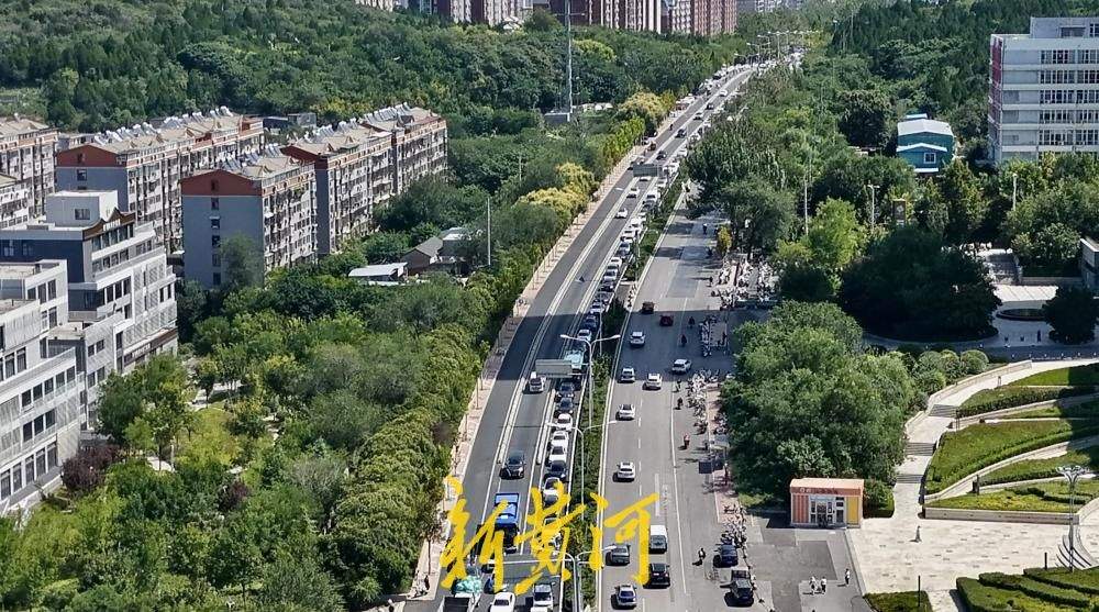 济南二环南路快车道上新，长约2公里路面焕新通车