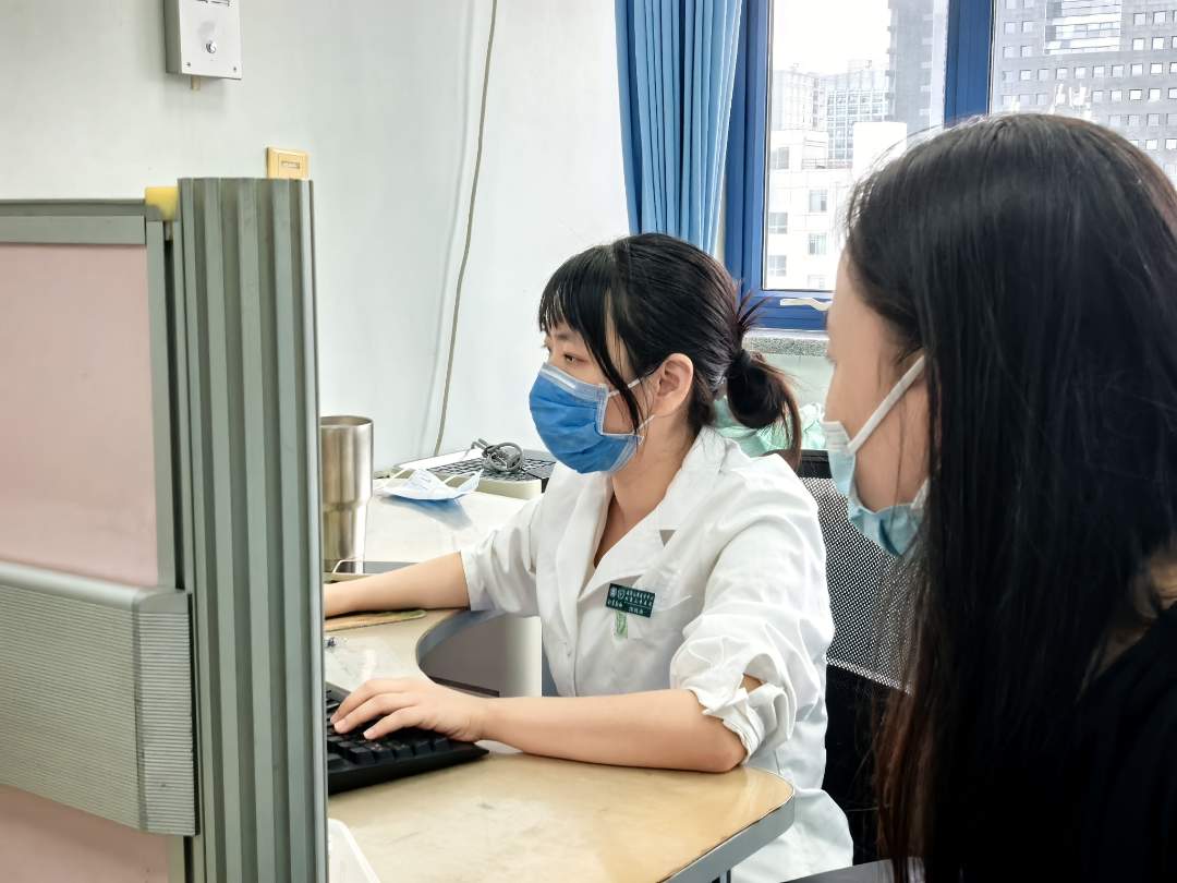 学习困难能治？医院这个门诊火爆