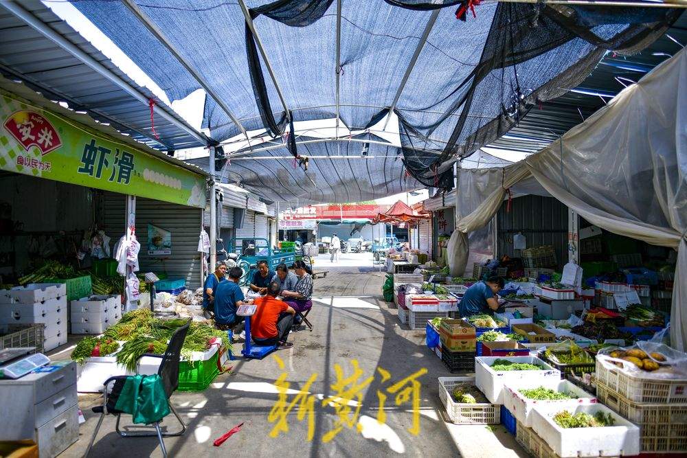 经十路旁大棚市场将闭市搬迁