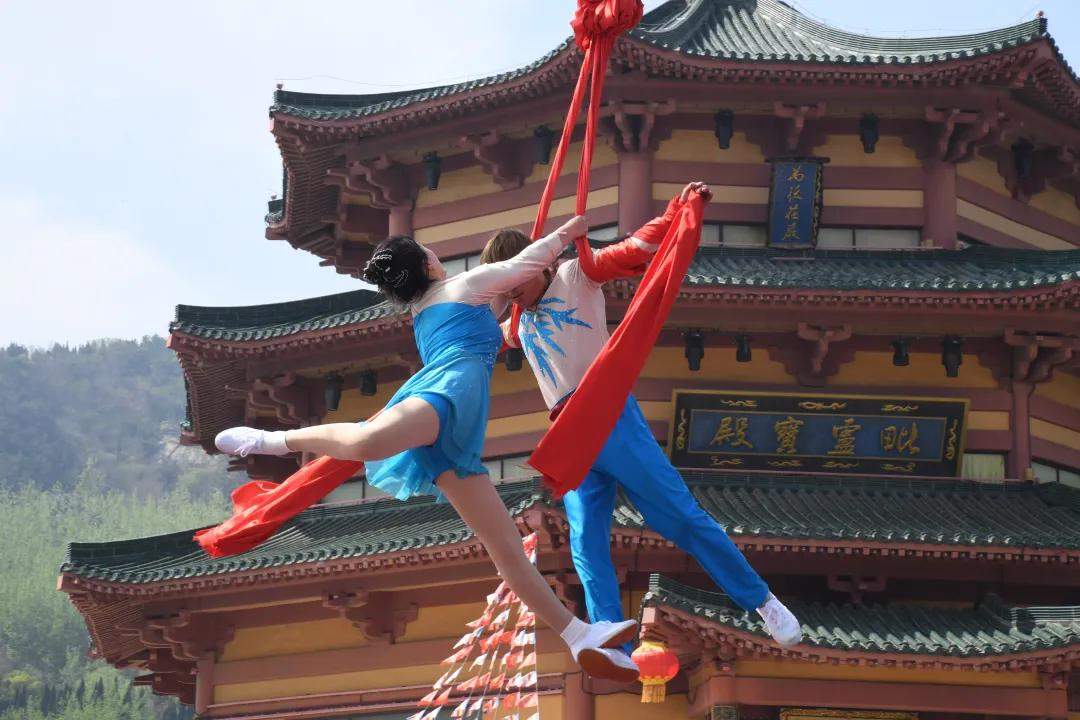 “独占鳌头”山东首演丨南山旅游景区春节狂欢最全攻略！