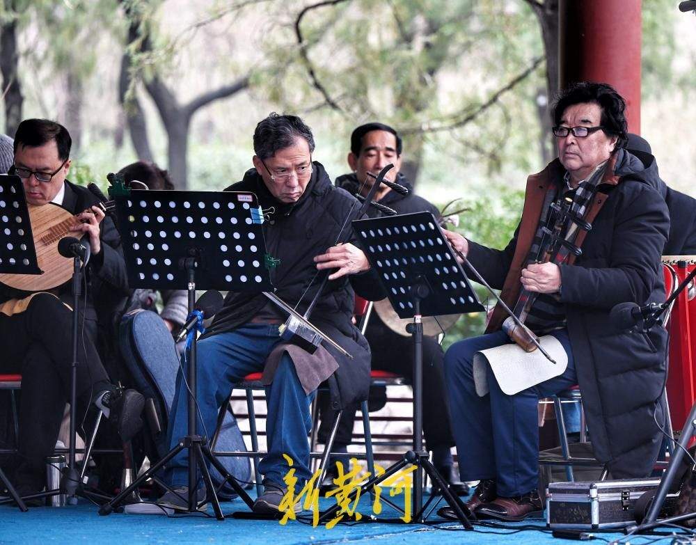让戏迷票友过足戏瘾，元宵节戏曲专场在千佛山上演