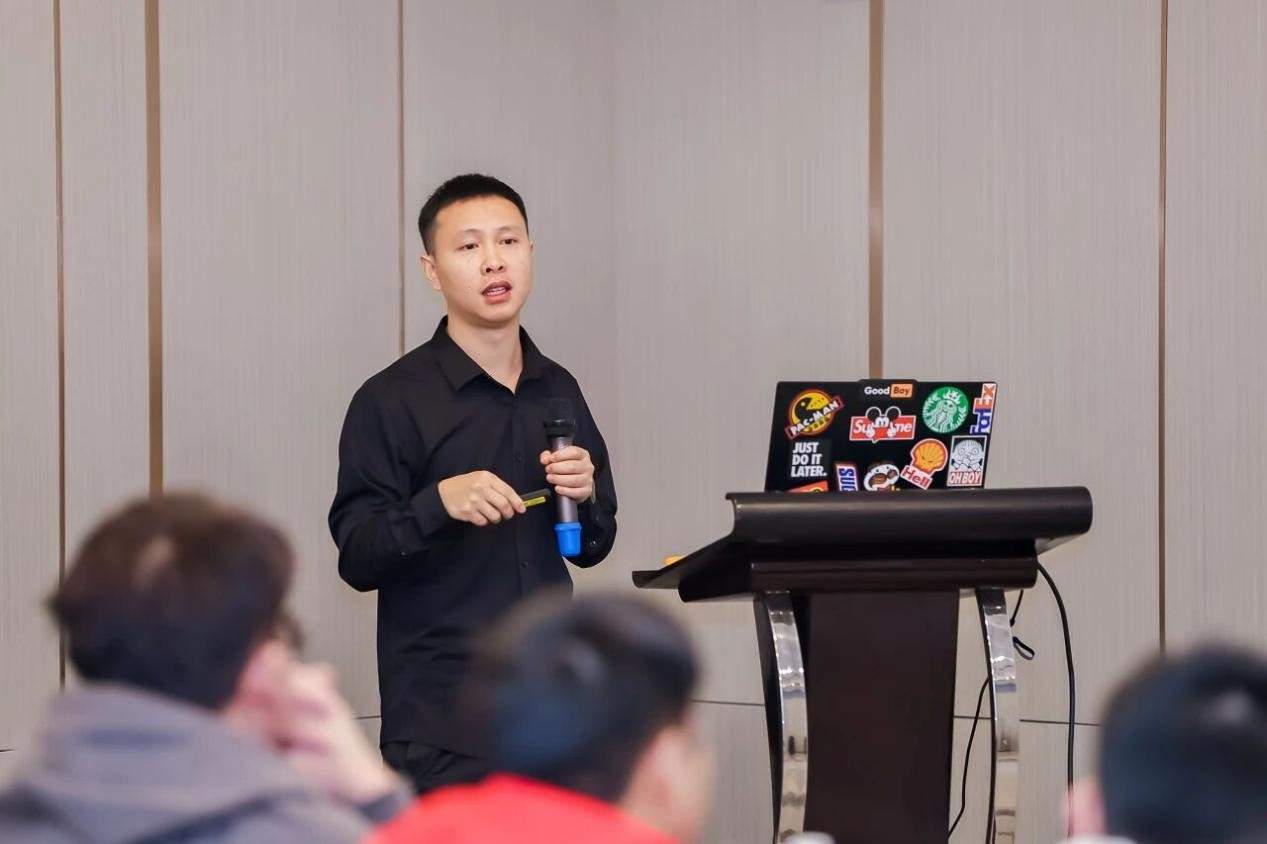 十三城接力·十六年陪伴 “方正服务·e路方舟”第13站温情靠岸合肥