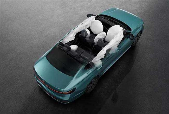 大众帕萨特（Passat ）Pro一口价16.99万元起，实力领跑中高级轿车市场