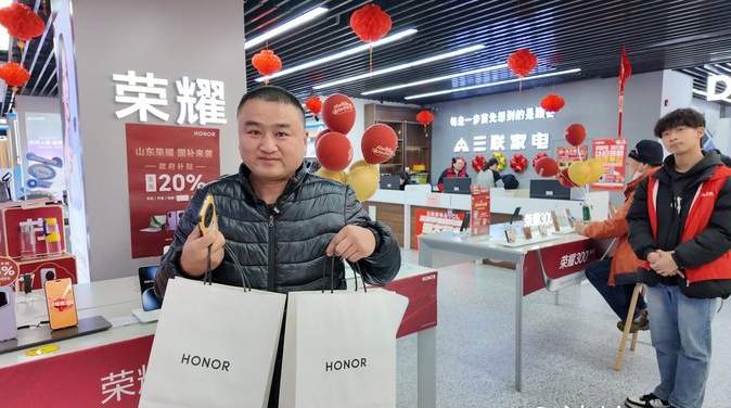 “国补”后的首个周末，济南多个家电卖场客流较平时增加三四倍