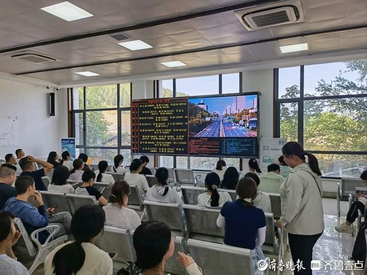 高考生成主力军，济南迎来暑期“驾考热”