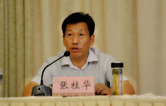 生活腐化，追求低级趣味，长期沉迷打牌赌博！湖北一原副厅长被开除党籍，曾任市委书记