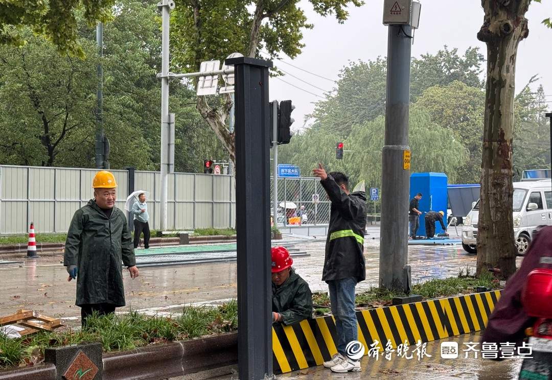 “分三段自东向西”施工，泉城路启动改造提升