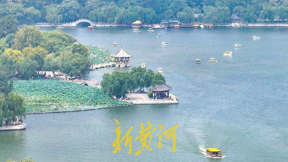 一年四季 泉在济南丨秋风送爽巧云相伴 在济南，感受初秋的美好气息