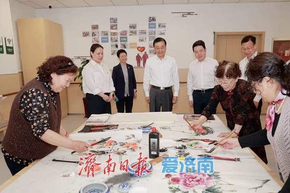 刘强调研养老事业产业时强调：不断丰富优化养老服务供给 推动养老事业养老产业高质量发展