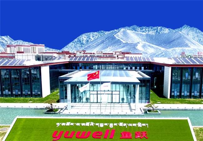 高原半马赛事的专业保障力量,鱼跃医疗以全程守护致敬体育精神