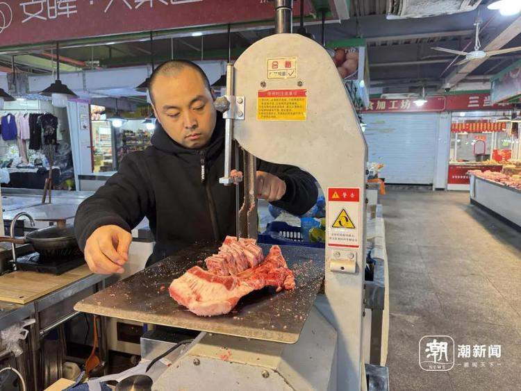 冬季羊肉一天爆卖2000斤!天越冷卖得越好