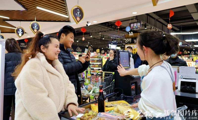 新疆消费“新玩法”