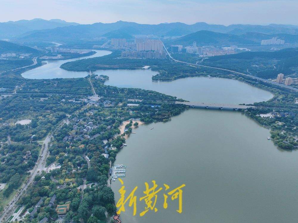 赏秋正当时，济南园博园色彩斑斓秋意浓