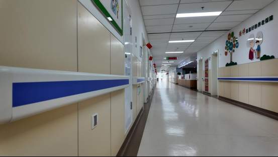 融媒·见证丨长护险落地公立医院，告别“一人失能、全家失衡”——​“一张床”暖了五千家