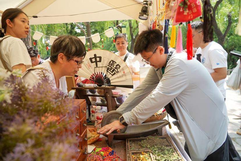 持续到六月底！天下第一泉民俗文化月启幕