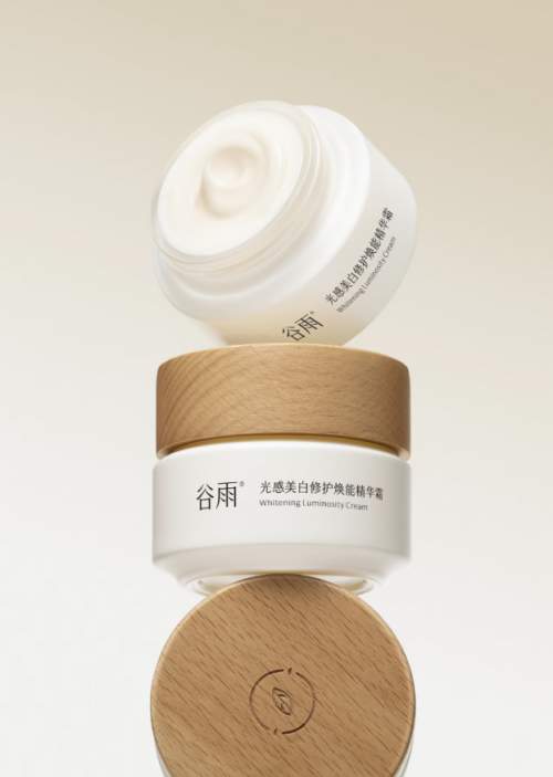 混干皮冬季用什么美白面霜比较好?2025不同肤质适配面霜推荐