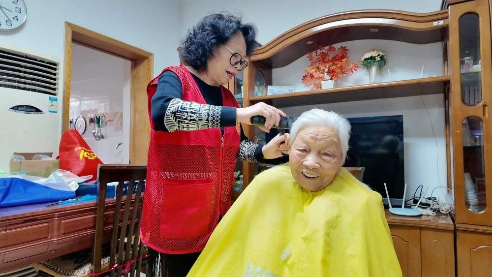 新华视点｜办好民生“关键小事”筑牢百姓“幸福大事”