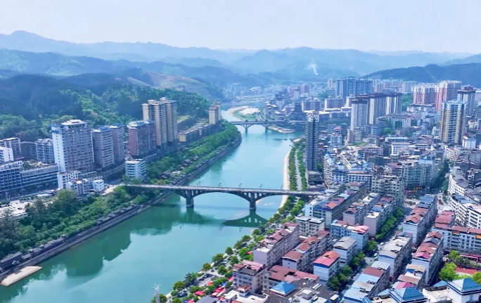 【理响中国·春江水暖鸭先知】一个羽毛球“打”出大产业