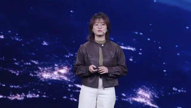 “AI才女”罗福莉完成小米首秀，介绍内容以技术解读为主，“表现稍显紧张”