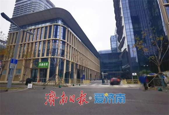 济南CBD再增830个对外开放车位！总数已达9216个