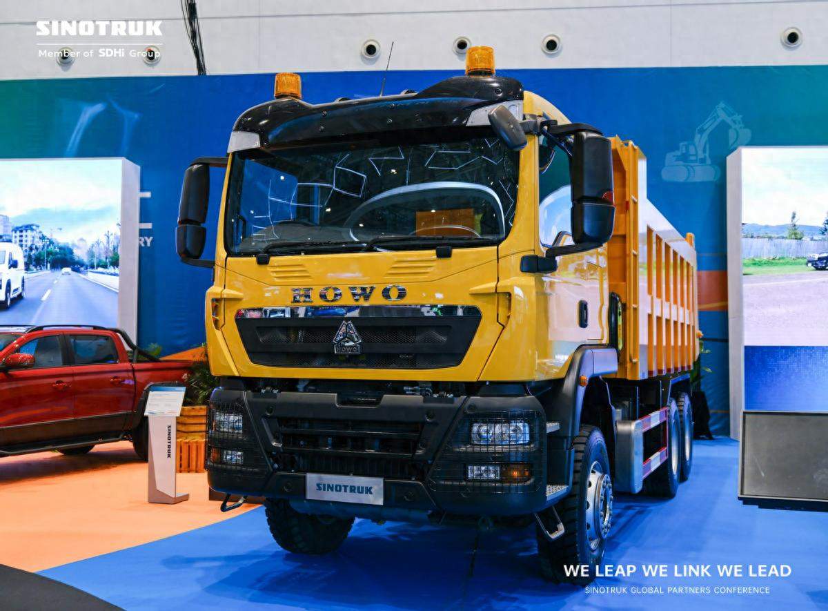 “全流程”赋能基建!中国重汽硬核装备,护航大型工程每一环