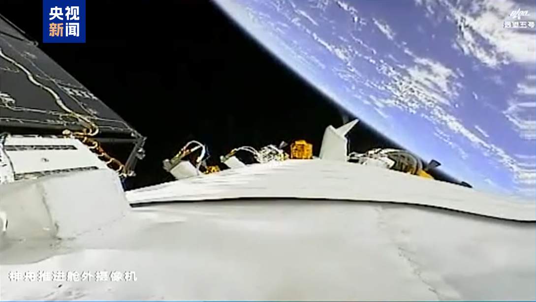 首次应急发射！神舟二十二号飞船发射圆满成功