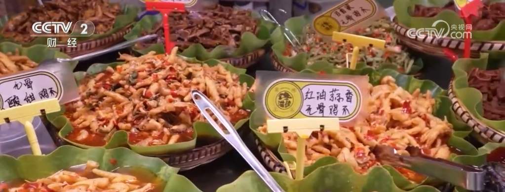 菜市场成为网红“打卡地” 在市井集市烟火气中感受城市独特韵味