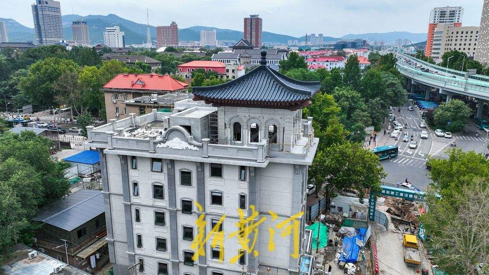济南一老居民楼变身观景台，可俯瞰上新街新貌