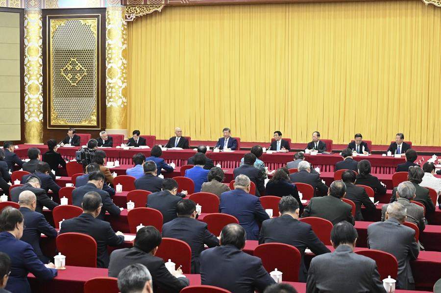 习近平的两会时间丨关键时期，总书记为健康中国建设明方向