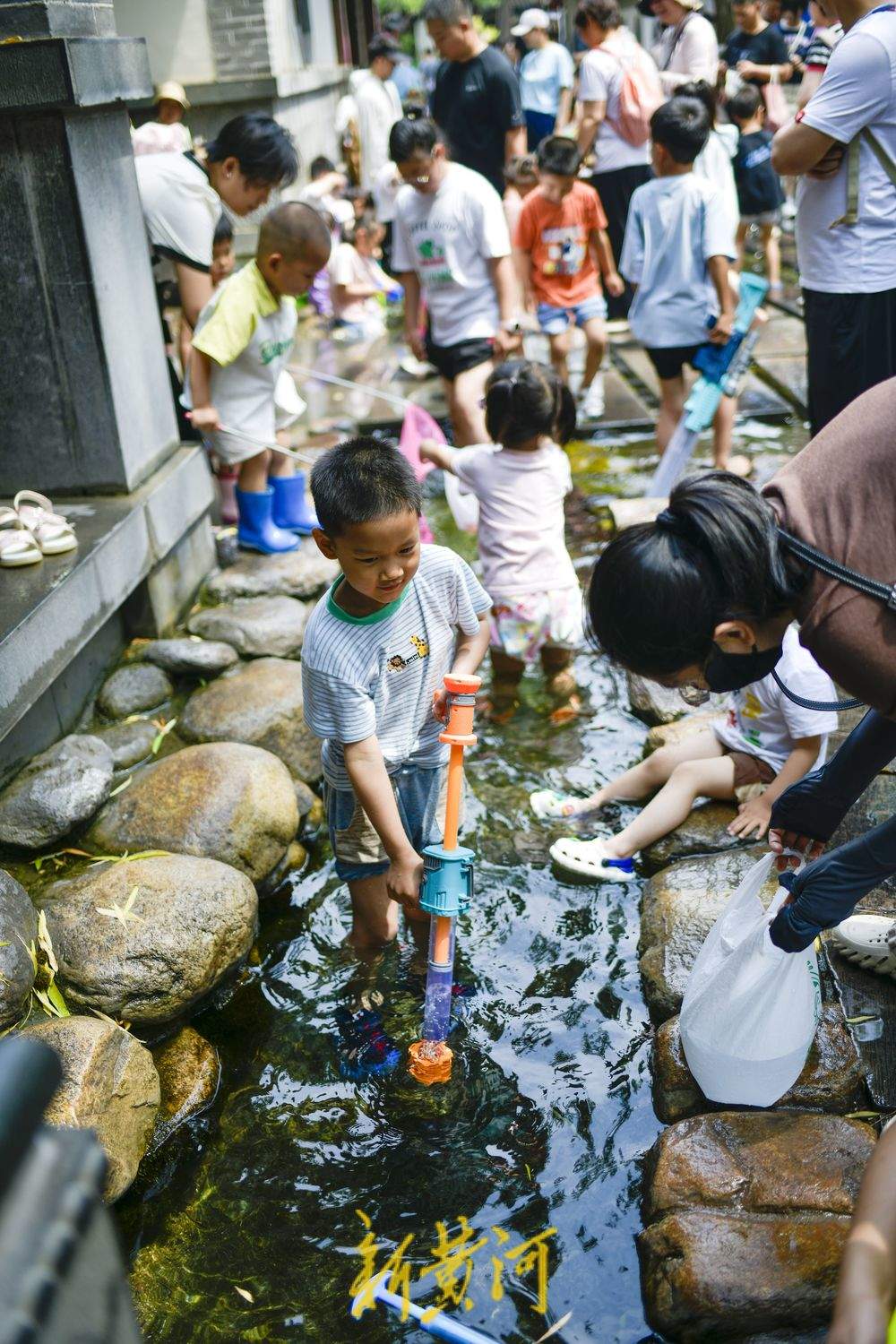 一年四季 泉在济南｜仲夏持续高温 泉畔避暑有“凉方”