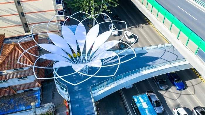 泉城再添“空中走廊”，济南4座人行天桥“五一”前正式启用