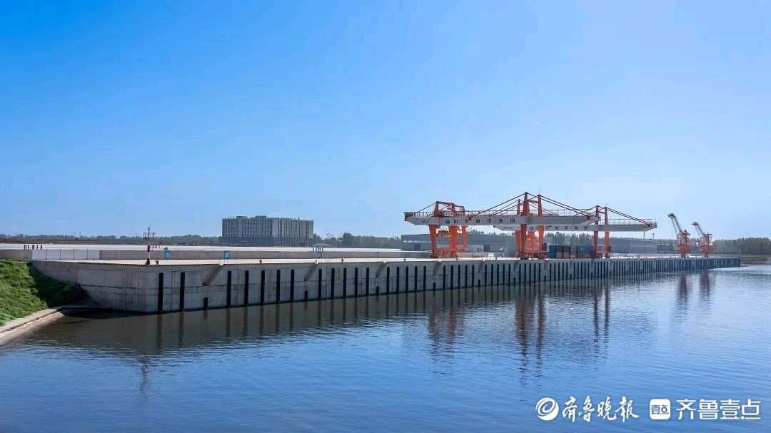 2025年小清河内河港累计吞吐量210万吨，同比增长297%