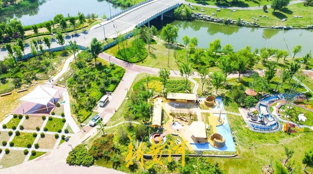 华山脚下再添亲子乐园 露营沙坑骑行道一应俱全