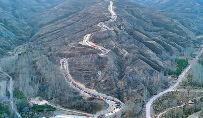 “这堂思政课,我们会继续传承、行走下去”(在现场)