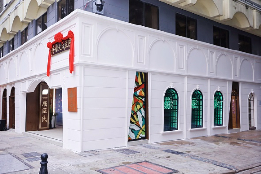 屈臣氏计划改造 1500 家门店：逆势布局折射什么行业新启示？