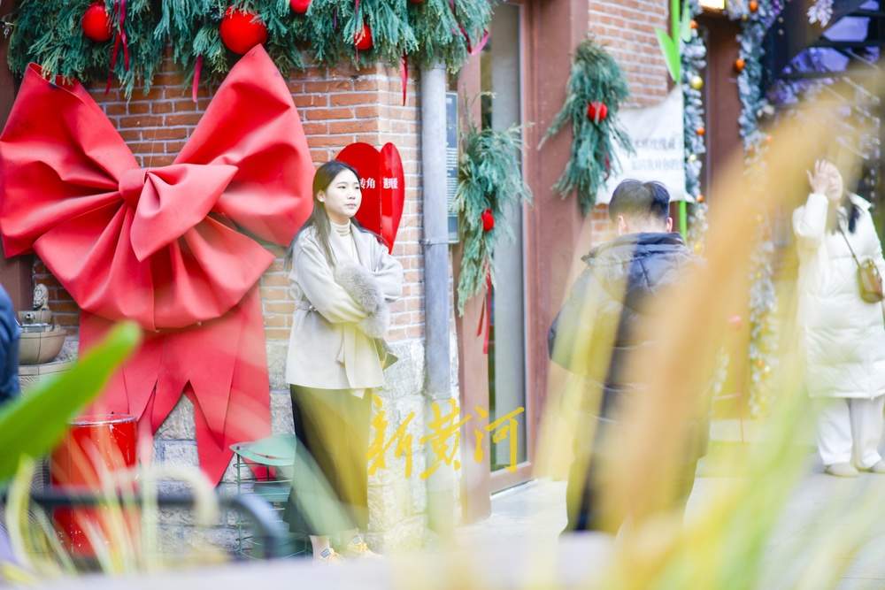 老商埠穿花衣 增添绿意迎春来