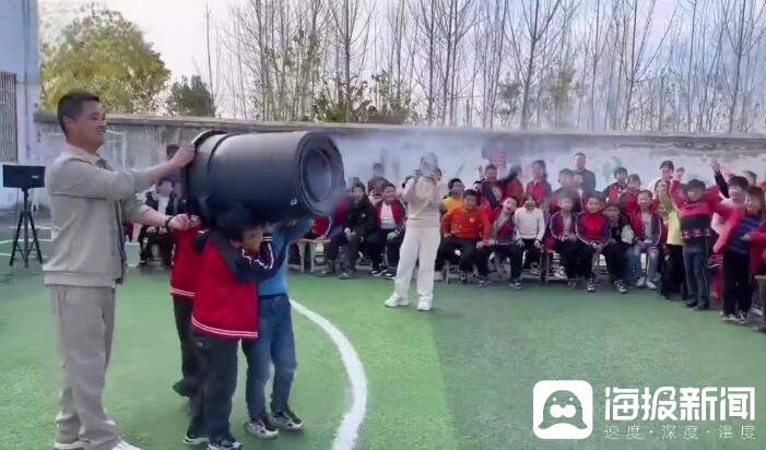 对话“造火箭”爆火全网的村小青年教师：“捡垃圾”做实验，为上千名孩子种下科学种子