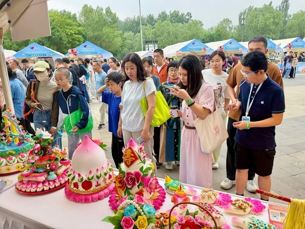 捏面团长大的女孩，让山东这项非遗火出圈
