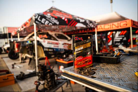 九载淬火,锋芒毕露:达喀尔赛场上零公里润滑油的民族品牌担当