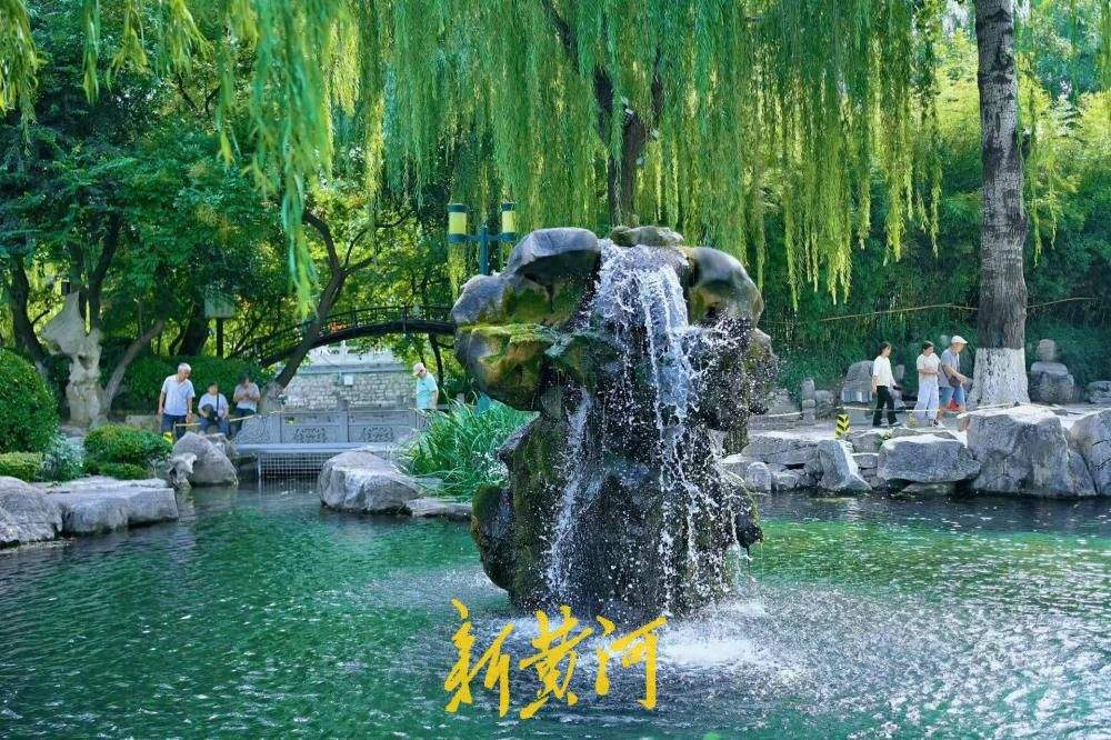 连续喷涌365天，济南“月牙飞瀑”胜景持续在线，刷新有系统观测记录以来最长周期