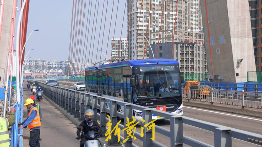 消除“岁月病”，济南纬六路高架桥大修启动，计划10月30日完工