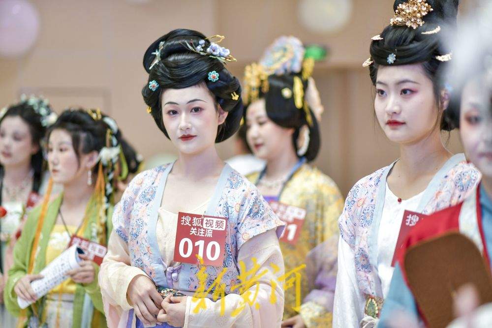 一年四季 泉在济南丨济南举办汉服模特大赛，展现华夏汉服之美